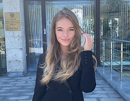 Лиза Пескова прокомментировала слухи о своей скорой свадьбе с бизнесменом