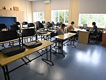 В Госдуму внесли проект об эксперименте по переносу начала учебного года