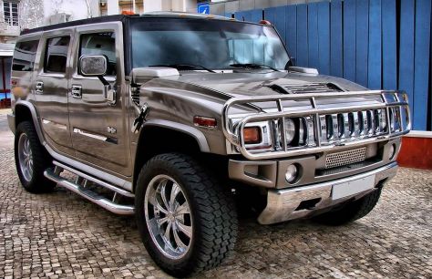       Hummer H2 - 