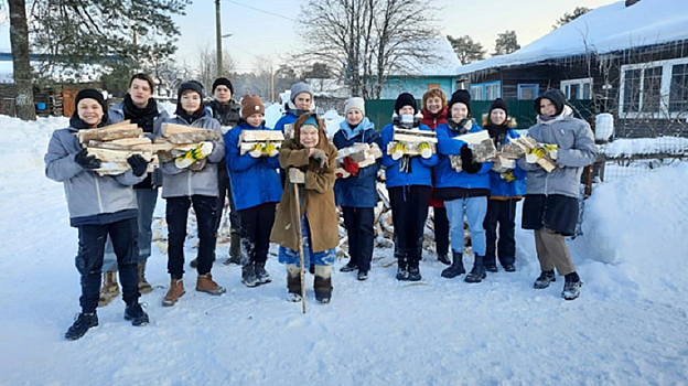 Волонтеры помогли ветеранам в Ленобласти