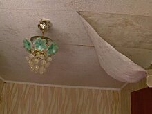 На улице Титова во время капремонта крыши затопило квартиру