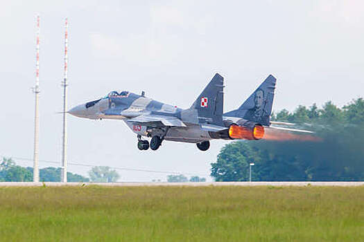 Минобороны Британии обещало помочь Польше истребителями после передачи Украине МиГ-29