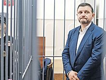 СМИ: Арестованные губернаторы унижаются в СИЗО
