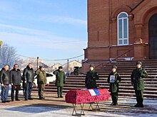 В Гайском округе в последний путь проводили погибших на СВО бойцов