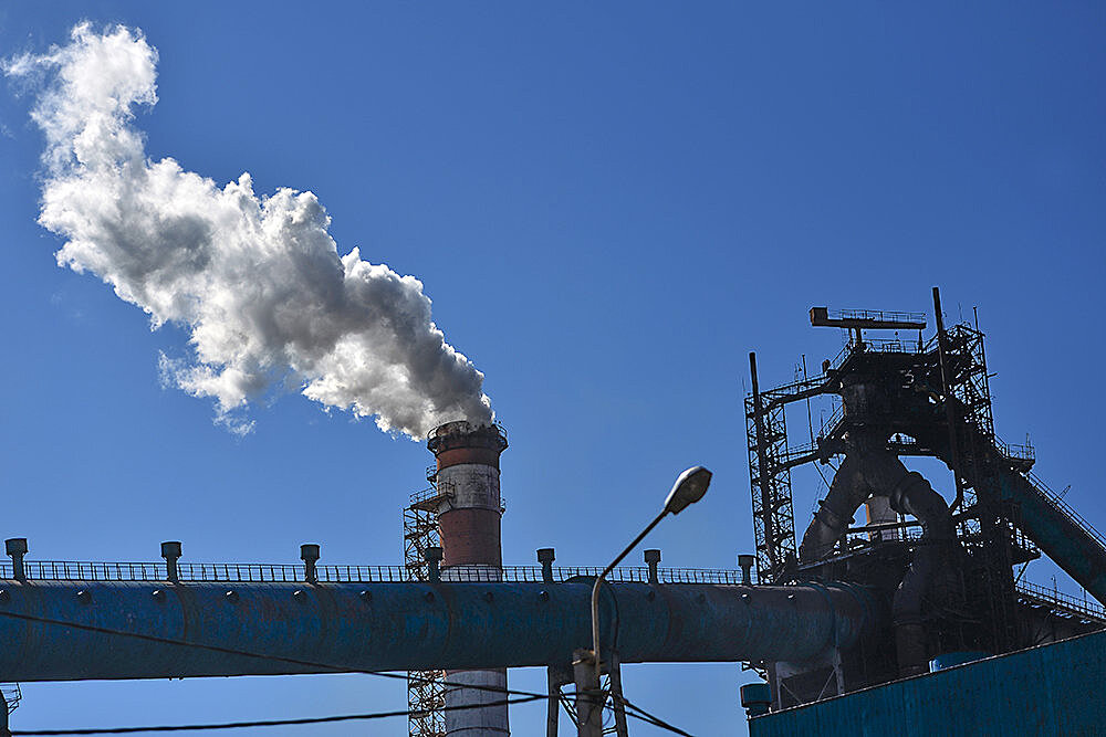Как алюминиевые заводы сокращают "углеродный след"