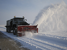 В Подмосковье военнослужащие танковой армии ЗВО вызволили из снежного плена десять гражданских автомобилей