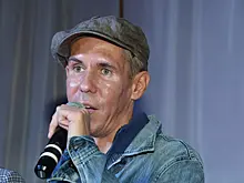 «Деньги имеют свойство кончаться»: переехавший в США актер Алексей Панин* занялся развозкой еды