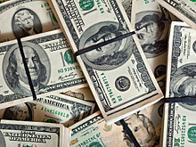 С 13 июня Мосбиржа прекратила торговать долларами и евро: как теперь покупать валюту и что будет с курсом рубля