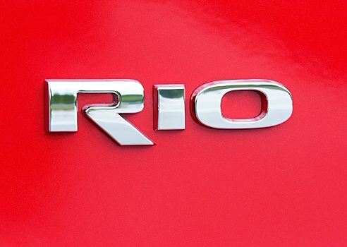 В Петербурге начали собирать новый Kia Rio в тестовом режиме