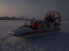 Под Сызранью на переправе на Волге застрял ВАЗ-2112 с беременной и её мужем