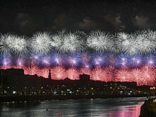 Россыпь огней украсит небо
