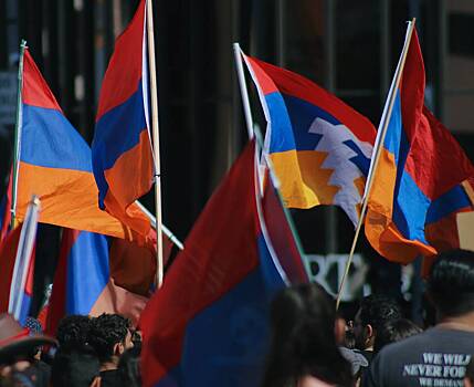 В России объяснили попытки Армении испортить отношения с Москвой