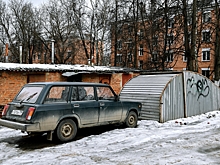 В Москве эвакуировали автомобиль с уснувшим в нем водителем