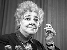 Ирина Гринева и Эмилия Спивак рассказали о своих героинях в сериале «Раневская»