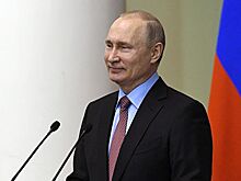 Путин подарил школьнику щенка