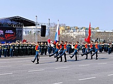 На военном параде читинцам впервые показали комплекс "Палантин"