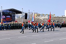 На военном параде читинцам впервые показали комплекс "Палантин"