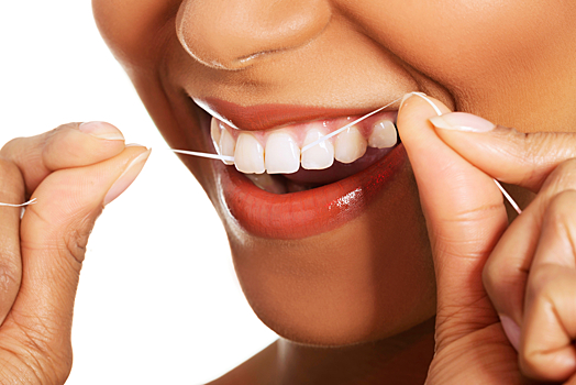 Почему зубная нить вредна для организма
