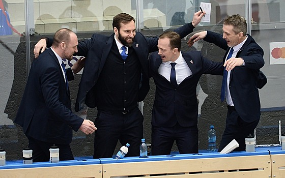 Подростки из Дзержинска встретились с главным тренером хоккейного клуба «Торпедо»