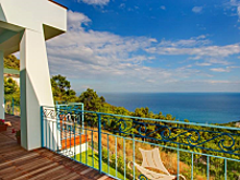 Праздничная аренда домов на черноморских курортах стоит от 900 рублей в сутки