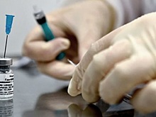 Запад рискует жизнями граждан, но не допускает «Спутник V» в Европу