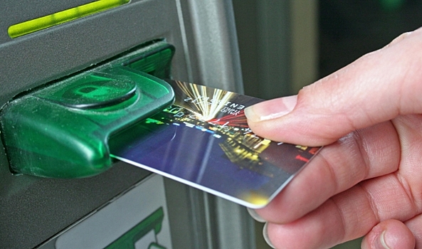 Камышанка идет под суд за кражу денег с банковской карты