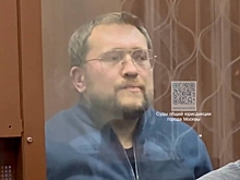 Басманный суд Москвы отправил под домашний арест омского министра Цуканова — его подозревают в растрате