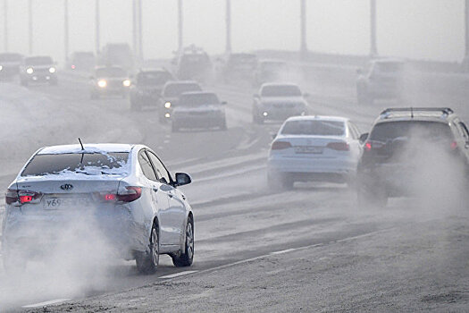Водителей призвали остерегаться дешевых топливных карт