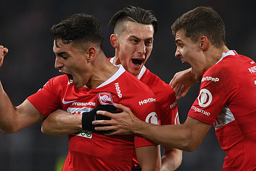 "Спартак" на последних минутах ушел от поражения в матче с "Зенитом"