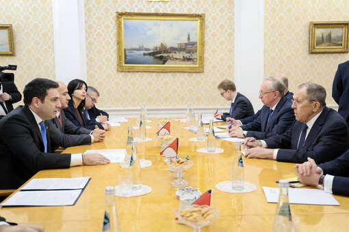 Лавров разъяснил спикеру парламента Армении опасность сближения Еревана и Запада