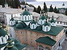 В РПЦ испугались выселения русских монахов с Афона