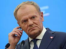 Туск в двух словах описал отставку Ермака и встречу Орбана с Путиным