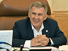 Минниханов и Новак наградили ветерана Заинской ГРЭС Леонида Мачтакова