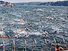 Мать пропавшего в Босфоре пловца обвинила организаторов заплыва в сокрытии видео