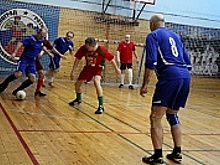 В Крюково прошли игры по мини-футболу среди ветеранов 60 +