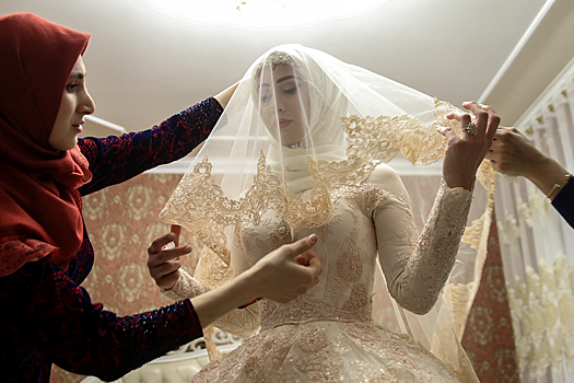 «За тебя калым отдам»: тонкости чеченского бракосочетания