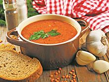 Рецепт дня: Суп из чечевицы с солеными огурцами