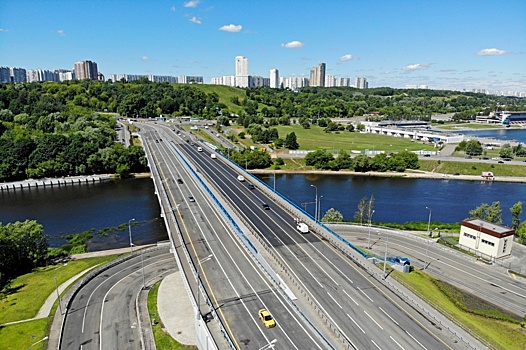 Крылатский мост в Хорошево-Мневниках стал шире в два раза
