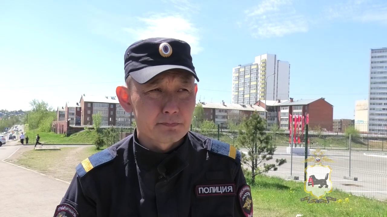 Полицейский из Иркутска, находясь в отпуске, задержал подозреваемого в серии хищений товаров из магазинов