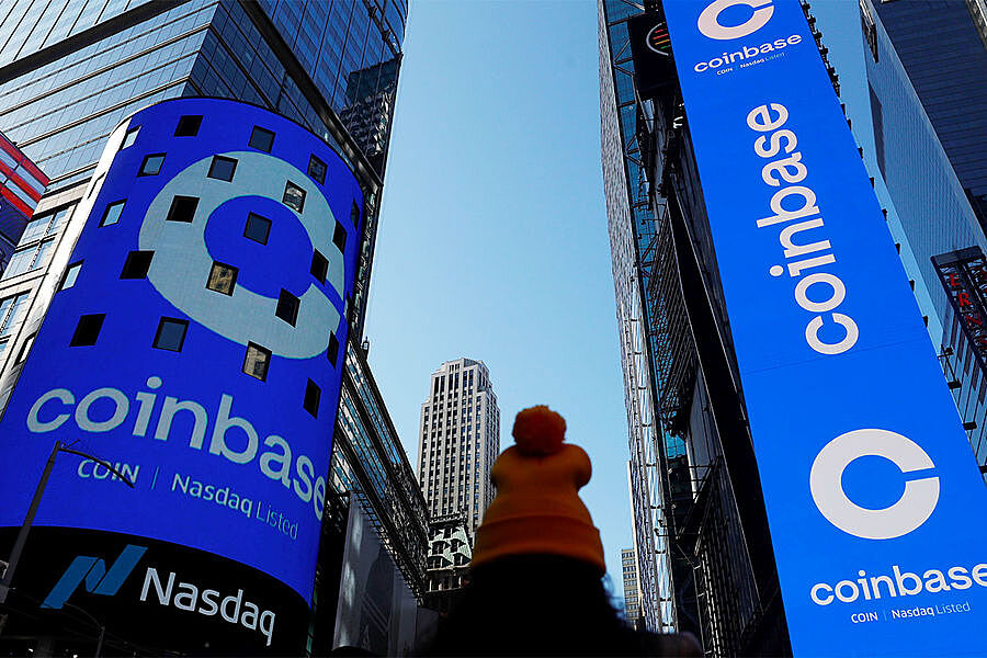 Криптобиржа Coinbase заблокирует более 25 тыс. кошельков россиян