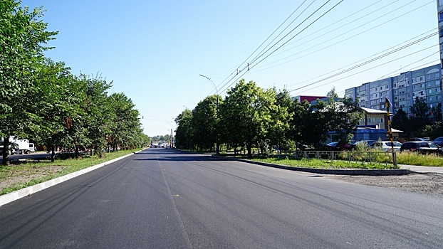 К середине августа уложат асфальт на Пошехонском шоссе в Вологде