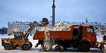 Миллион кубометров снега убрали с улиц Петербурга