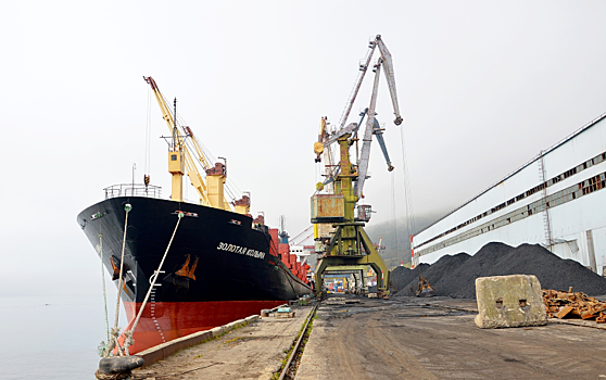 В Морском порту Магадана увеличат производительность