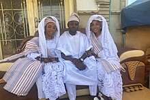 Мужчина женился на двух сестрах-близнецах одновременно
