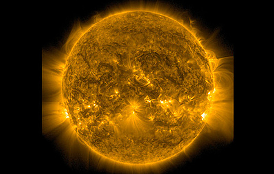 На Солнце ожидаются неопасные для Земли вспышки