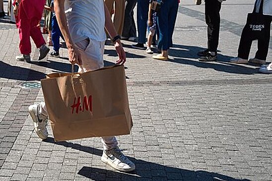 В России стали заменять одежду H&M и Zara дорогими аналогами из Турции