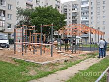 На 90 % завершено строительство спортплощадки в Тепличном микрорайоне Вологды