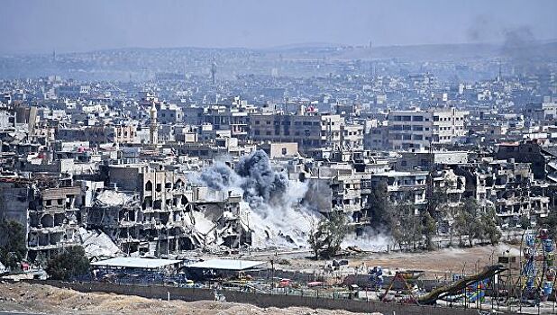 Удар многоглавой бомбы по танку в Сирии показали на видео