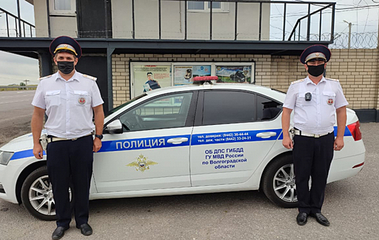Госавтоинспекторы спасли рязанца, оставшегося на трассе без связи и воды