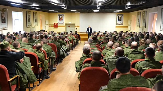 «В целом настрой хороший». Бусаргин пообщался с мобилизованными саратовцами, которые не согласны с решением военкоматов